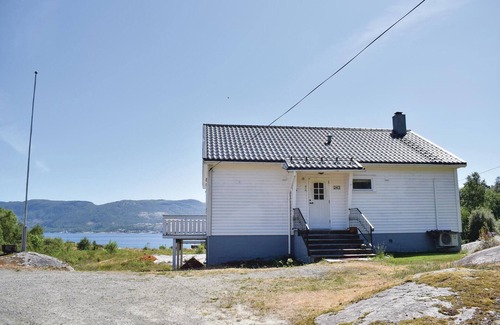 Hervik House | 4 bedroom gorgeous home in Hervik