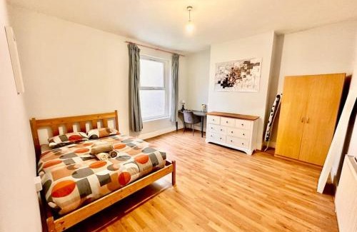 Crofton Park Apartment | 4 Bedroom house in SE4