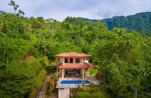 Ojochal House | 4 Bedroom-sleep 9-private Pool-gated-ojochal