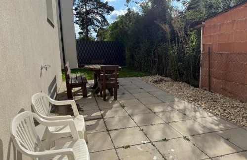 Fohrenhain Apartment | 4 Bedroom Stylish House with Garden