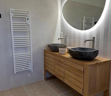 Cabrieres-d'Avignon Villa | 4 bedroom villa, private pool and garden