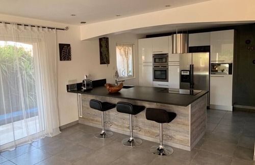 Istres Villa | 4 bedroom villa in istres