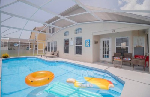 Lake Davenport Estates House | 4 bedroom villa with view of Disney fireworks