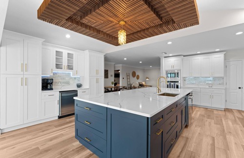 Gulf Harbors House | 4 Bedroom Waterfront Pool Home near charming downtown New Port Richey