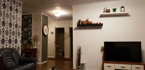 Pori Apartment | 4 Bedrooms near Center - Kranni