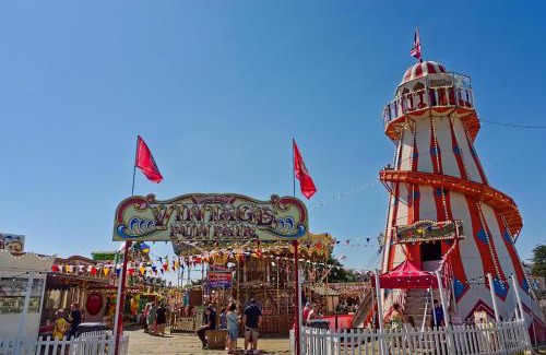 Felixstowe Other | 4 Berth Caravan With Unlimited Wi-Fi At Suffolk Sands Holiday Park Ref 45022B