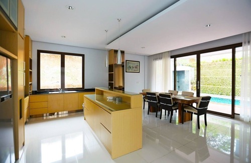 Bandung Villa | 4 BR City View Villa with a private pool 3