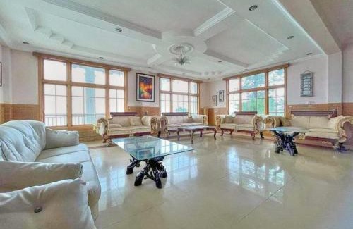 Dhirkot House | 4 BR Luxe Resort In Murree Available For Events