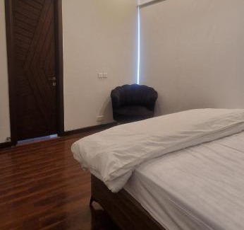 Lahore Villa | 4 BR Luxury & Modern Full Home in DHA Phase 6