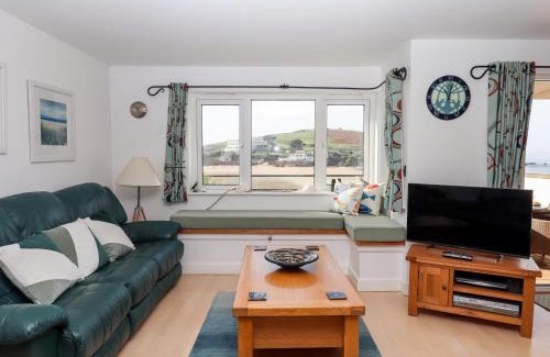 Bigbury-on-Sea Apartment | 4 Burgh Island Causeway