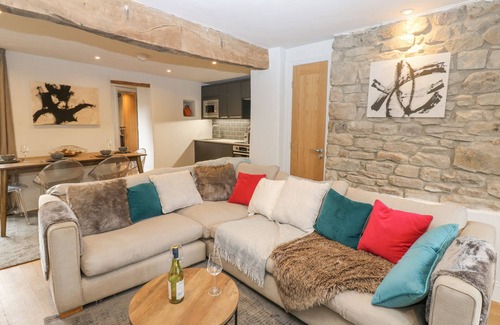 Bowes Cottage | 4 Castle Terrace