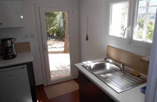 Le Revest-les-Eaux House | 4* house full of character, garden, swimming pool, panoramic view, nature