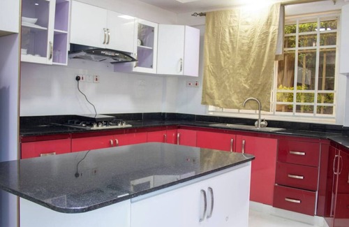 Westlands Apartment | 4 luxurious bedrooms all ensuite with a touch of class in Westlands