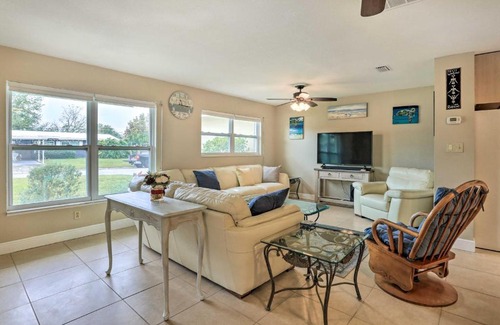 South Bradenton House | 4 Mi to Dtwn Home with Pool and BBQ in Bradenton