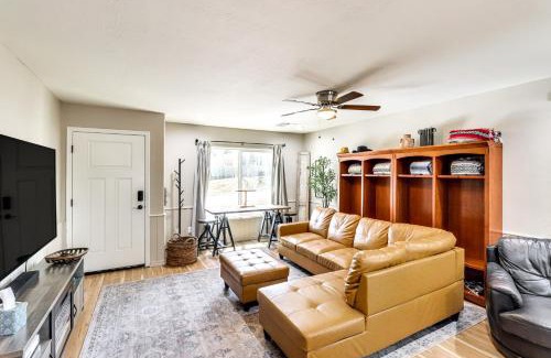 Torreon House | 4 Mi to Lake Show Low Home with Hot Tub