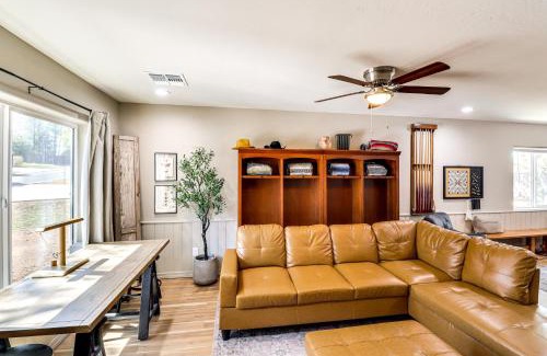 Torreon House | 4 Mi to Lake Show Low Home with Hot Tub