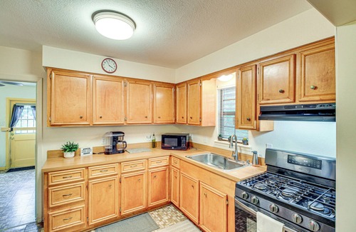 Central City House | 4 Mi to McGee Beach: Corpus Christi Home w/Patio