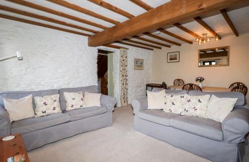 Gorran House | 4 Mowhay Cottages
