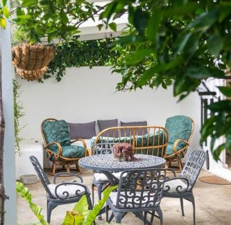 Greyton Apartment | 4 ON REGENT