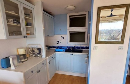 Arzon Apartment | 4-person apartment overlooking wooded park