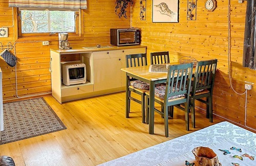 Olden House | 4 person holiday home in Lysøysundet