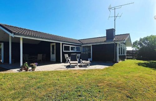 Smidstrup Strand House | 4 person holiday home in Gilleleje-By Traum