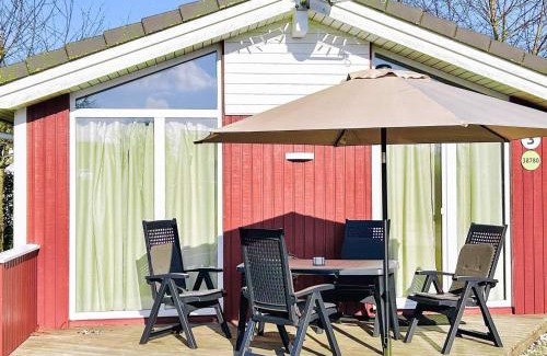 Lensterstrand House | 4 person holiday home in GROEMITZ