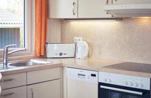 Lensterstrand House | 4 person holiday home in GROEMITZ