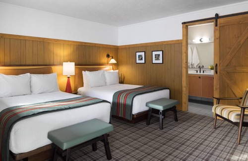 Jackson Hotel | 4 Pet-Friendly Units! Onsite Pool, Free Parking, Near Jackson Town Square