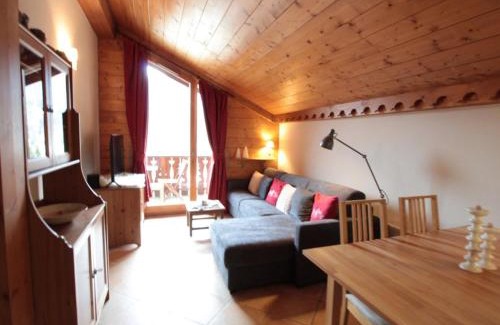 Les Carroz-d'Araches Apartment | 4 pièces spacieux bien équipé avec Wi-Fi et parking, au pied du ski bus - FR-1-572-241