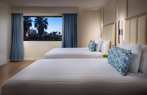 Calabasas Hotel | 4 Premium Two Queen, The Anza A Calabasas Hotel, Near Van Nuys Golf Course