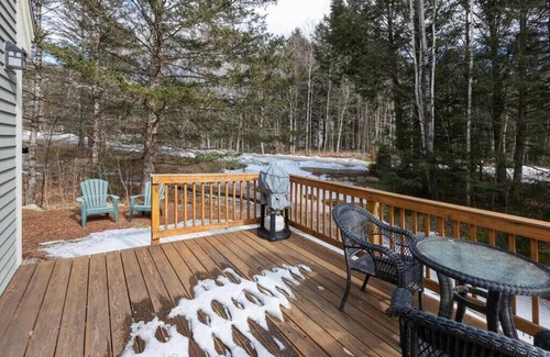 Lincoln Condo | '4 SEASONS' @ LOON MTN. 2BR+Loft w/Pool(s)
