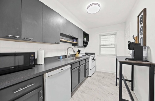 Audubon Apartment | 4 Spacious Units | Near Downtown & Expo Center!