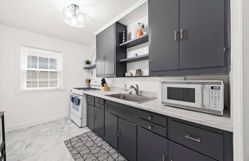 Audubon Apartment | 4 Spacious Units | Near Downtown & Expo Center!