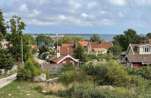 Drottningskar House | 4 star holiday home in Drottningskär
