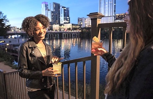 Downtown Austin Hotel | 4-Star Hotel ∙ Hyatt Regency Austin