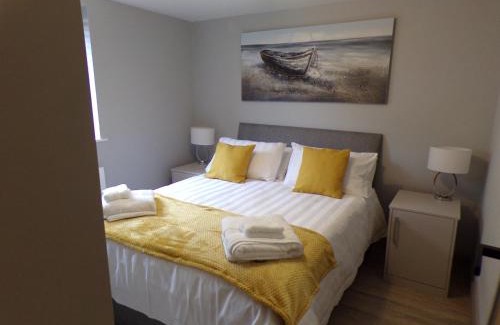 Barton-on-Sea Apartment | 4 The Dome, Barton on sea - Where Comfort Meets the Coast