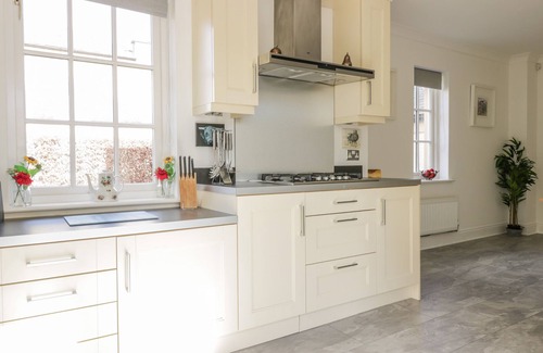 Kelso House | 40 BOWMONT COURT, pet friendly, character holiday cottage in Kelso
