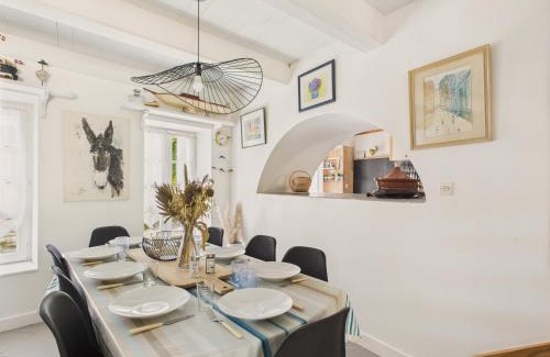 Saint-Clement-des-Baleines House | 400 m de la plage, jardin, maison pour 8