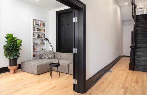 University City Apartment | 4003 Chestnut 2A in Philadelphia