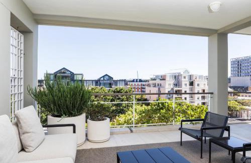 Victoria and Alfred Waterfront Apartment | 401 Dovenby