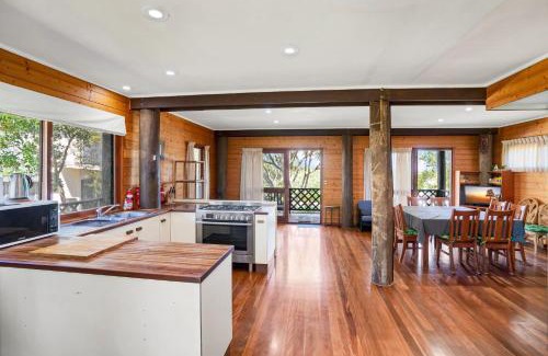 Rainbow Beach House | 41 Carlo Circle Rainbow Beach