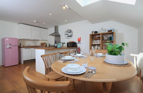Dartmouth Apartment | 41 Dart Marina