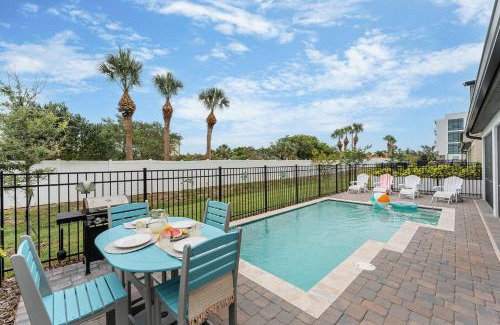 Melbourne Beach Apartment | 435 Strand Dr