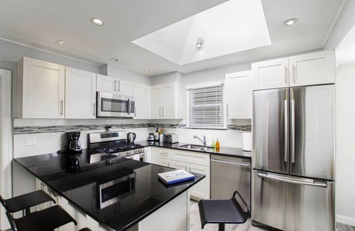 Riley Park-Little Mountain House | 438 west 21st · Beautiful 3 BDRM Newly Reno d Home Cambie Area