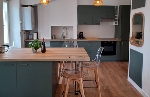 Begles Apartment | 44M2 apartment renovated just 4 minutes from Bègles train station