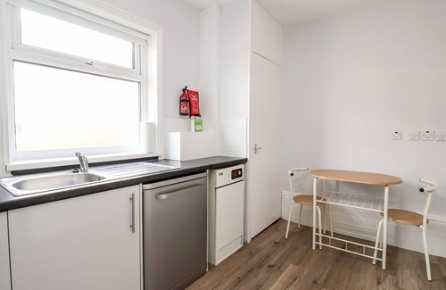 Withernsea Cottage | 46 THE PROMENADE, family friendly, with a garden in Withernsea