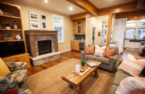 Maple City Cottage | 4678 on Glen Lake - 2 Luxury Cottages