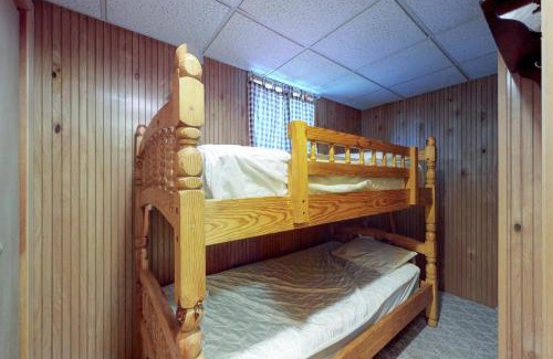 Conway House | 468 Pequawket Drive