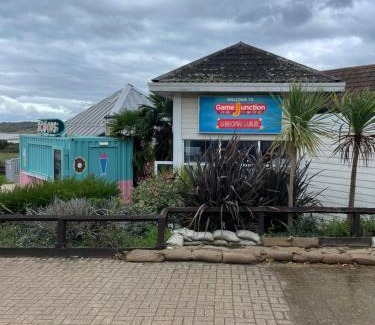 Cowes Other | 48 Rosewood Isle of Wight
